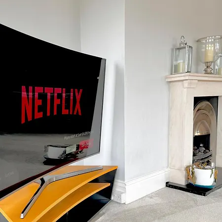 Apartment Victoria With Free Parking Scarborough