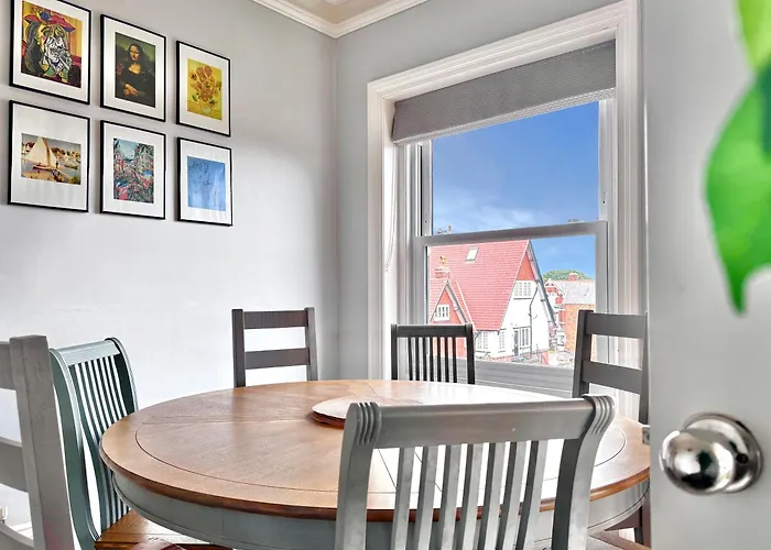 Victoria With Free Parking