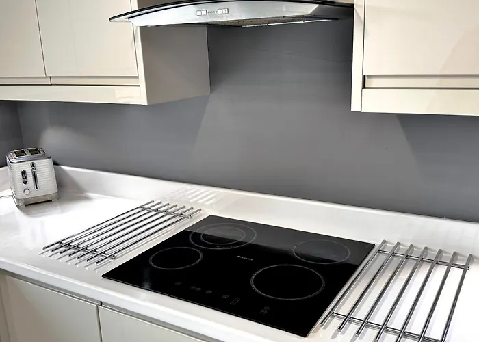 Victoria With Free Parking Lägenhet