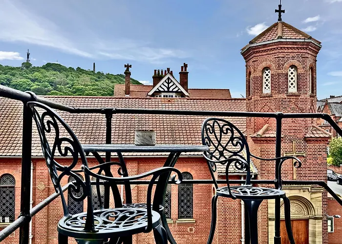 Victoria With Free Parking